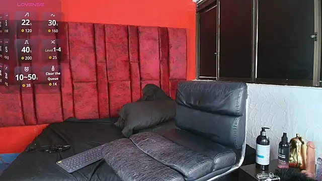 LilithVibe_'s cam snapshot