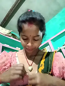 Alisha_beby143's cam snapshot