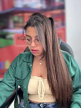 LIZ-06_ live sex cam