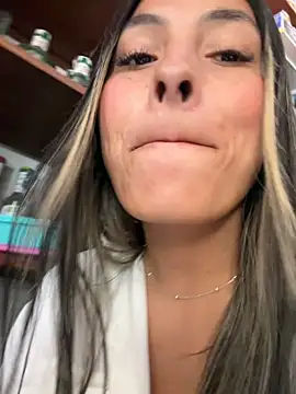 Cami_Leon2 live sex cam