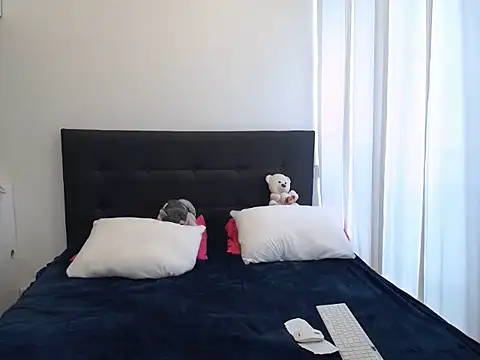 july_fucha live sex cam