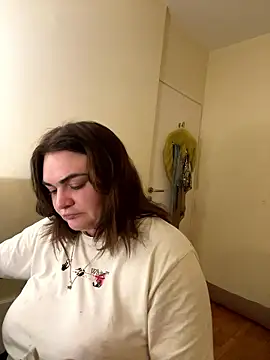 HeyBABYGIRL's cam snapshot