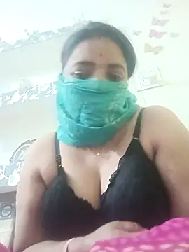 Riyanshi67A's cam snapshot