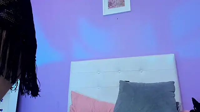 Charlotte11-11's cam snapshot