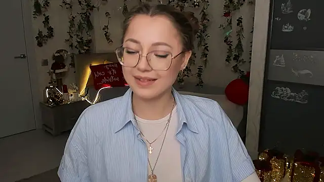 SereneFlame's cam snapshot