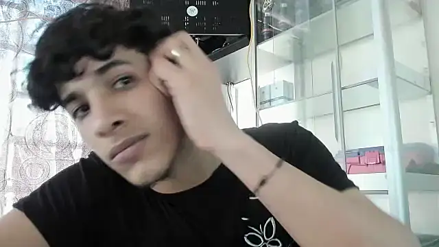 MaxStar26's cam snapshot