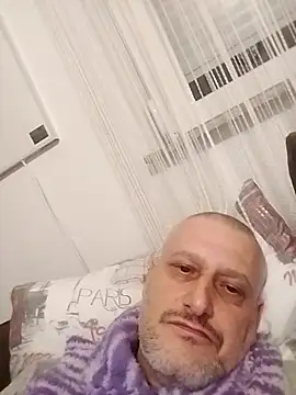 Hisnimin live sex cam