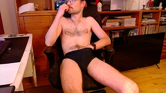 _whoisthatguy_'s cam snapshot