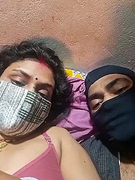 Yourchuddakadbhabhi's cam snapshot