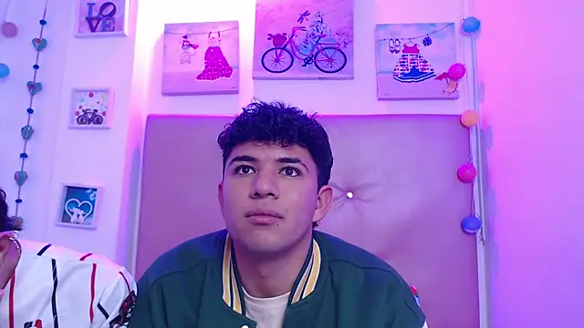 iam__lukas__'s cam snapshot