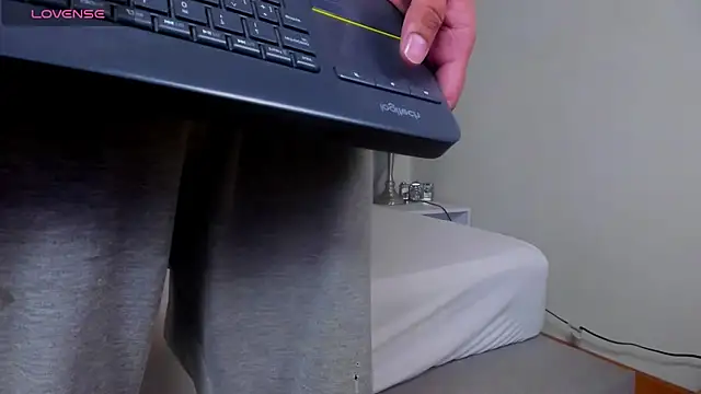 Clement_Reyes's cam snapshot