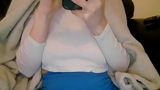 indie-rayne's cam snapshot