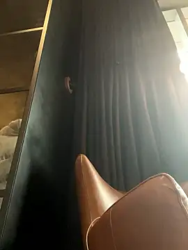 tia___fox's cam snapshot