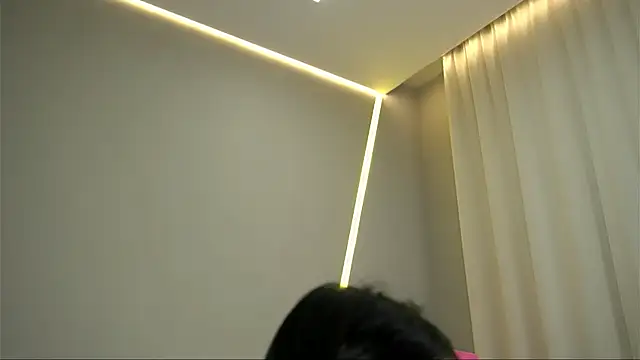 LittleOriana live sex cam