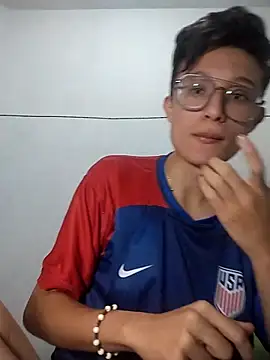 SantiagoRusso18 live sex cam