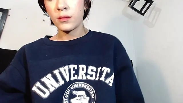 srta_luciana live sex cam