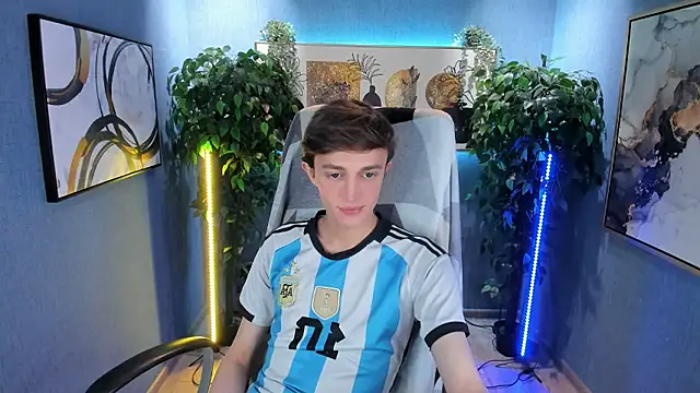 John_Weasley live sex cam