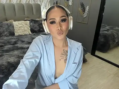 TsNicoleCox live sex cam