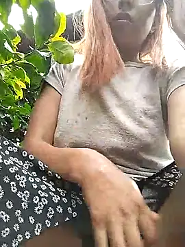 MirandaSingle live sex cam