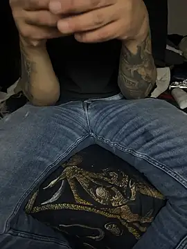 donimani's cam snapshot