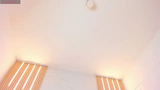 Elody_rousse's cam snapshot