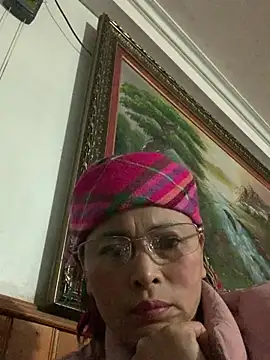 emgaisayhi live sex cam