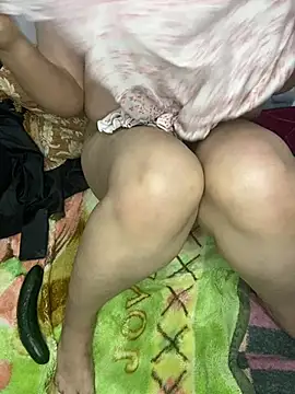 Warda-arabic live sex cam