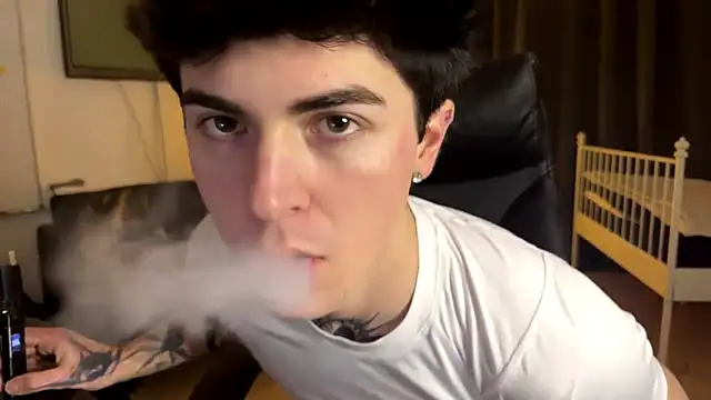 LiamFoster live sex cam