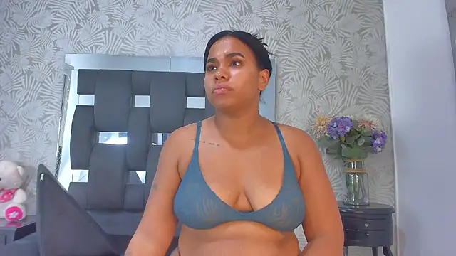 Butterflyyxxx's cam snapshot