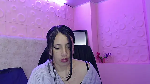 laya_seduce's cam snapshot