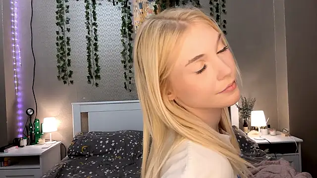 LlsabethHaze's cam snapshot