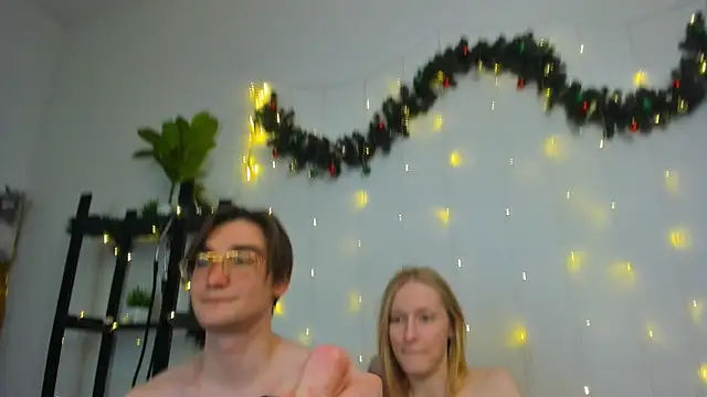 LoversFire live sex cam