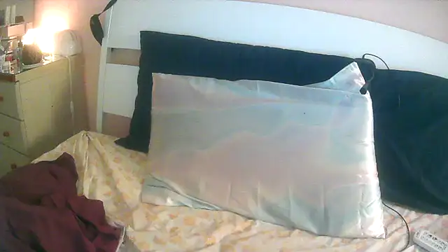 Honeyjuice73 live sex cam