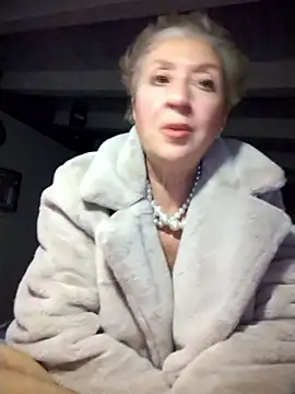 divinaerotica live sex cam