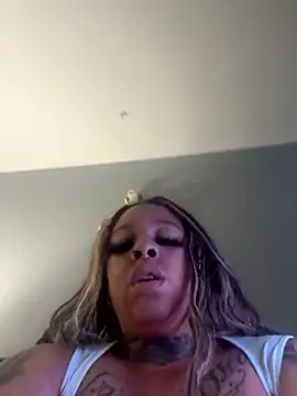 DiamondBlaz3's cam snapshot