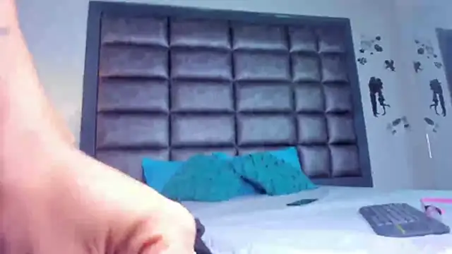 Kattaleyaa_ live sex cam