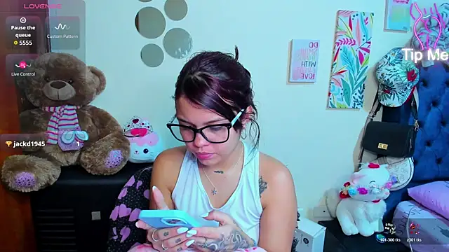 Ema__Luna's cam snapshot