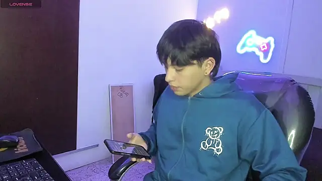 StiwenTwink's cam snapshot