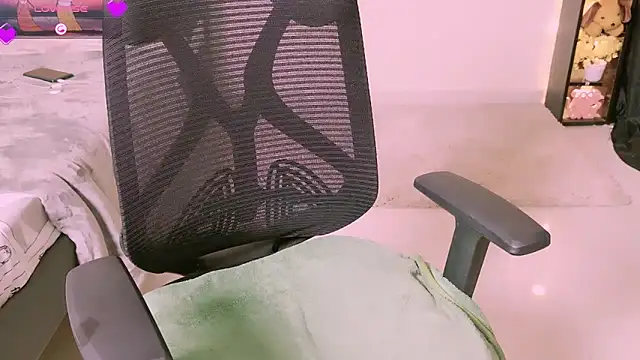 Khaleesiiii's cam snapshot