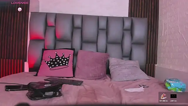 alisson__garcia's cam snapshot