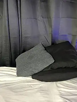 LeslyCooper1's cam snapshot