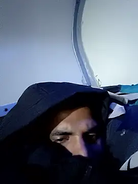 Lovely_priya1001's cam snapshot