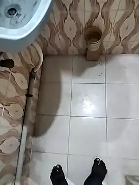 bas1cooks's cam snapshot