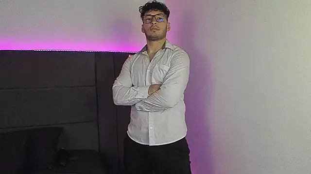 alejandro__2's cam snapshot