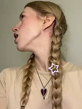 kira_mia live sex cam