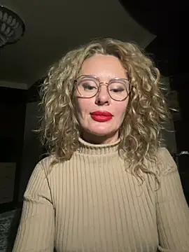 Tania201243 live sex cam