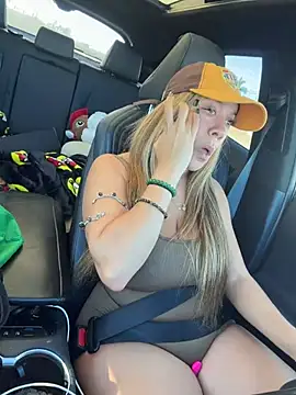 Bigbuttbrooklynn live sex cam