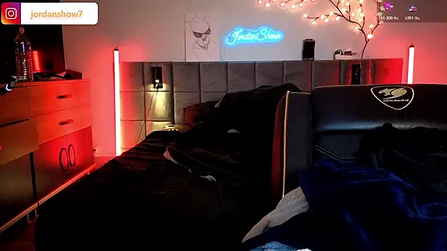JordanShow live sex cam