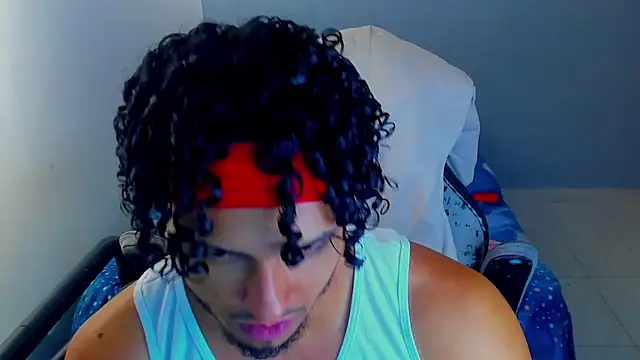 Kris_Khalifa69's cam snapshot