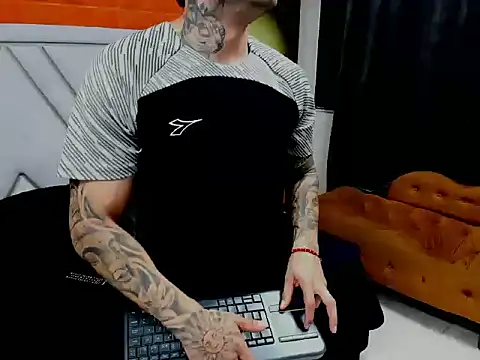 lucky_smith1's cam snapshot